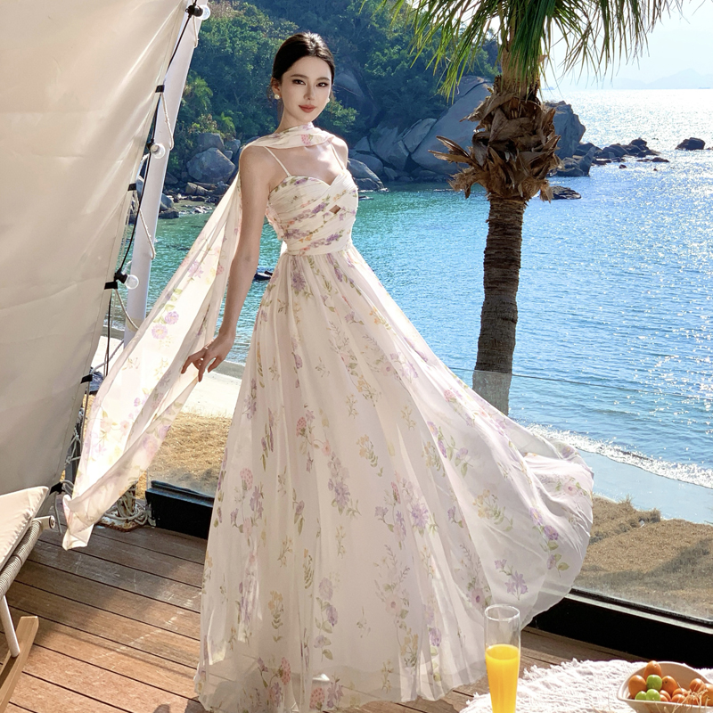 Lily of the Valley Off-Shoulder Floral Midi Dress with V-Neck and Strapless Design