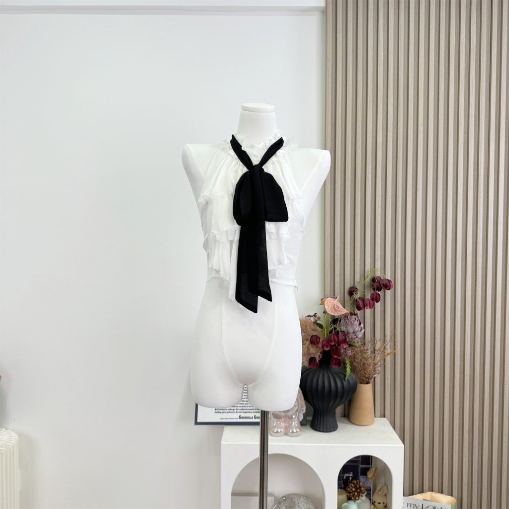 Women's Sweet Cool Ruffle Halter Top Black White Color Block Backless Sleeveless Shirt Summer New